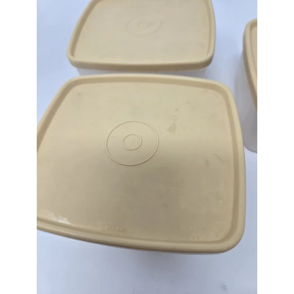 VINTAGE TUPPERWARE LOT OF 12 FOOD STORAGE CONTAINERS KHAKI SAND LIDS STACKABLE